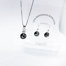 Load image into Gallery viewer, SWA COLL : ROUND ฺBLACK CRYSTAL DROP EARRINGS